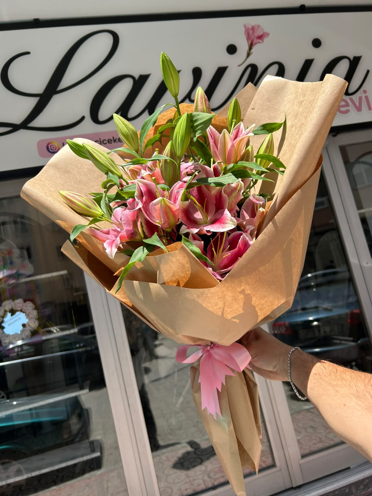 Premium İthal Pembe Lilyum Buketi